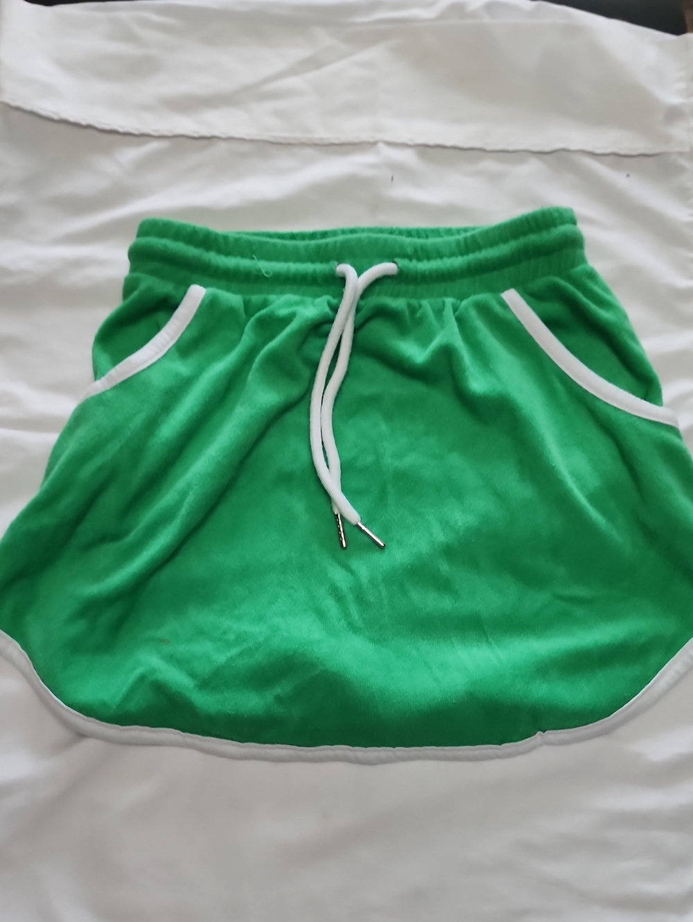 No Boundaries Green Terry Cloth Dolphin Hem Mini Skirt XS